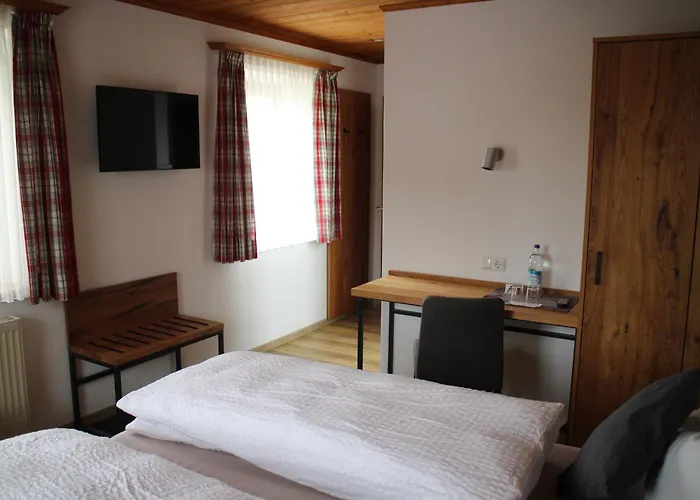 Zum Stausee Pensjonat 3*